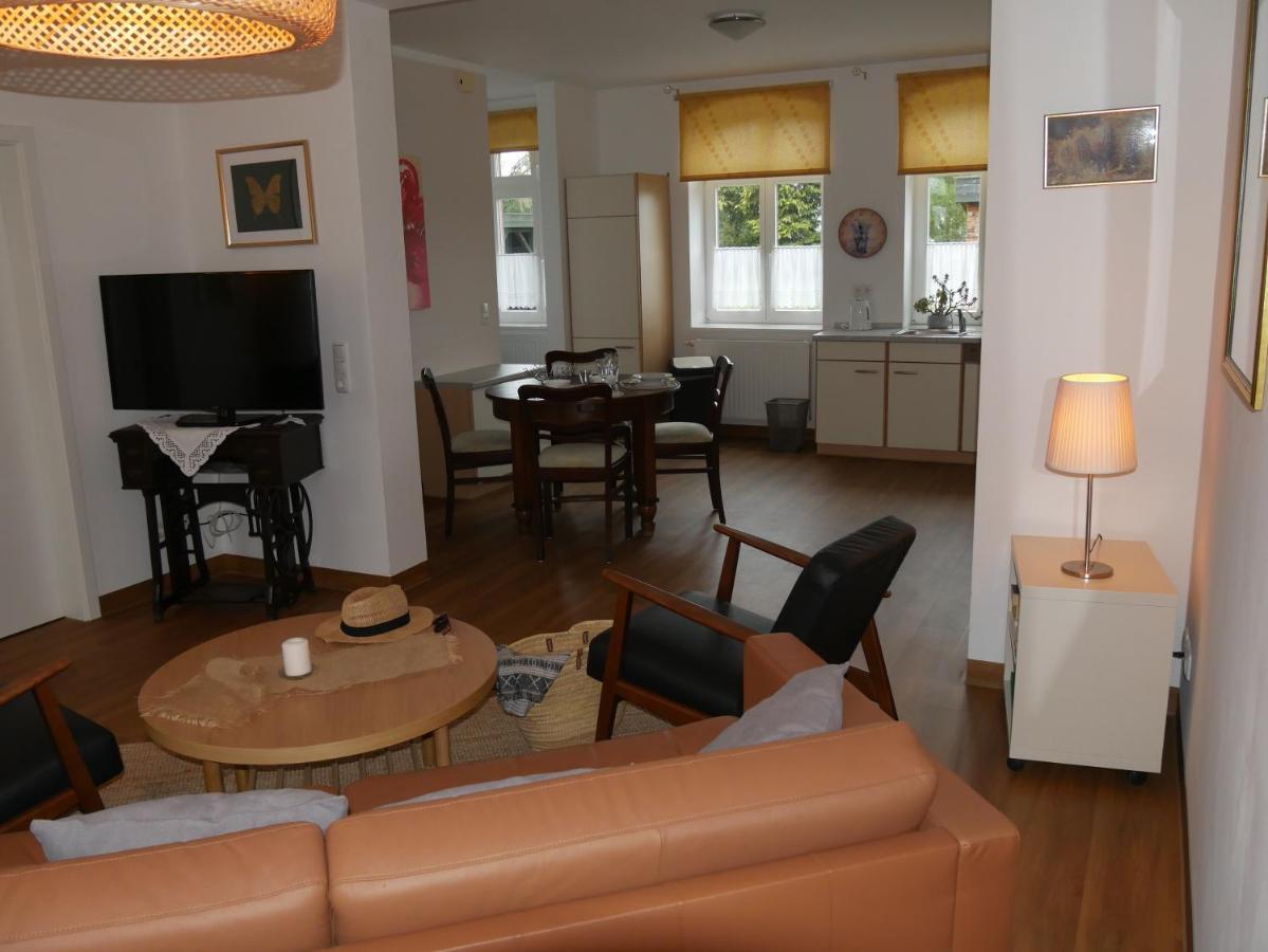 Lindenhof Wohnung 2, Erdgeschoss Vipperow エクステリア 写真