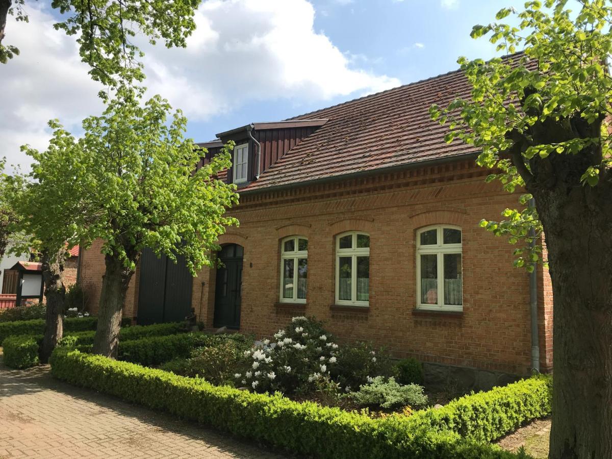Lindenhof Wohnung 2, Erdgeschoss Vipperow エクステリア 写真
