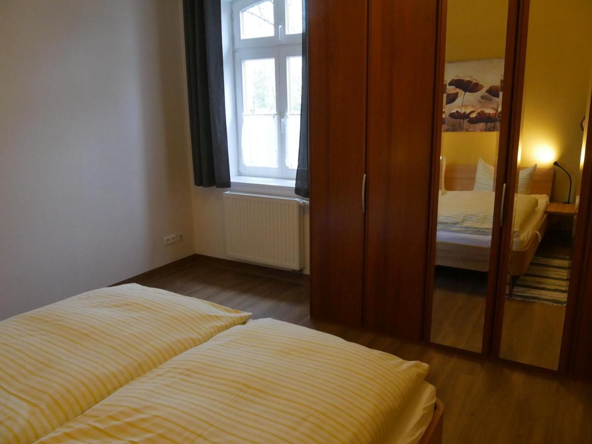 Lindenhof Wohnung 2, Erdgeschoss Vipperow エクステリア 写真